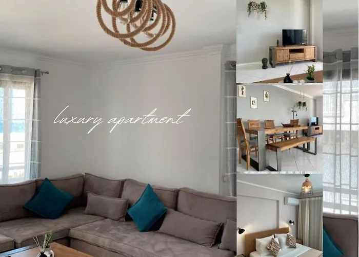 Blue View Seaside Luxury إكْسِيا