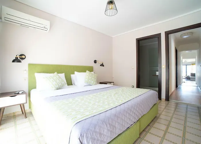 Blue View Seaside Luxury إكْسِيا